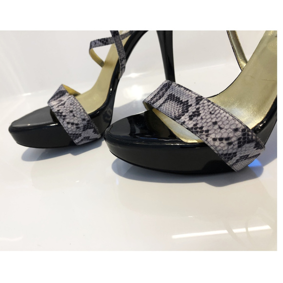 Stella McCartney Snake Print Sandal Heels Sz 9 - Picture 5 of 8